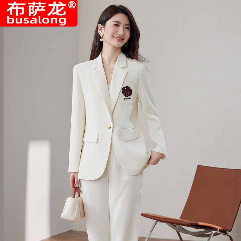Women Formal Wear White Shirt - เสื้อเบลเซอร์ผู้หญิงสีขาวงาช้าง ดีไซน์หรูหรา สง่างาม สไตล์ไฮโซ 2025 แฟชั่นใหม่ต้นฤดูใบไม้ผลิ