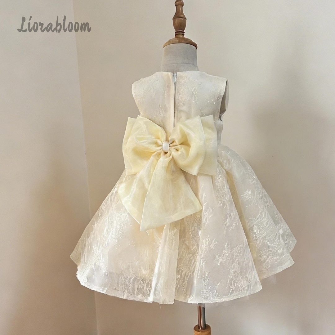 ชุดเดรสเด็กผู้หญิงแบบเป็นทางกา - Formal Attire Woman บทวิจารณ์และราคา